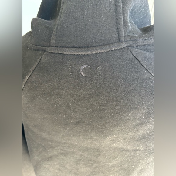 Zyia Active Cropped Hoodie - Picture 5 of 6